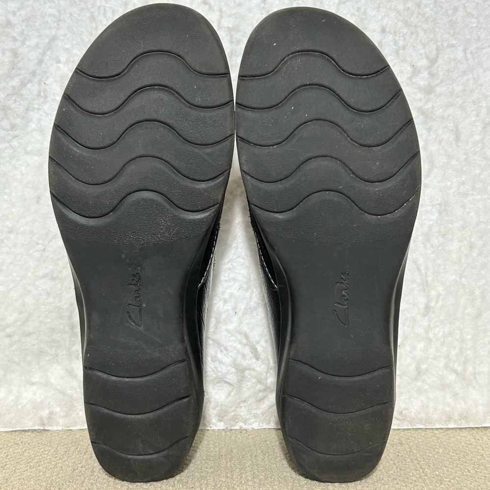 Clarks Womens Cheyn Bow Black Leather Casual Slip On Loafer Shoes SZ US 9M - Picture 8 of 11